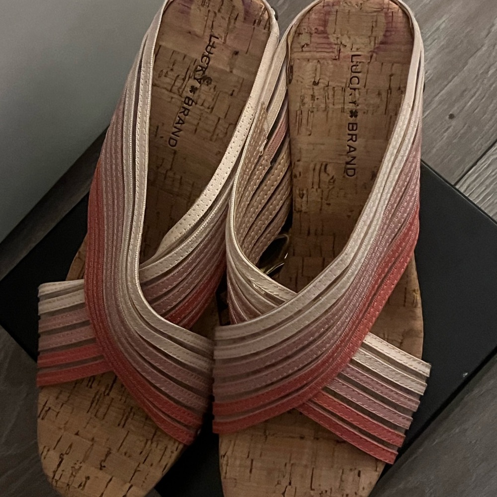 Lucky Brand Women's Sandals in Pink and Cream